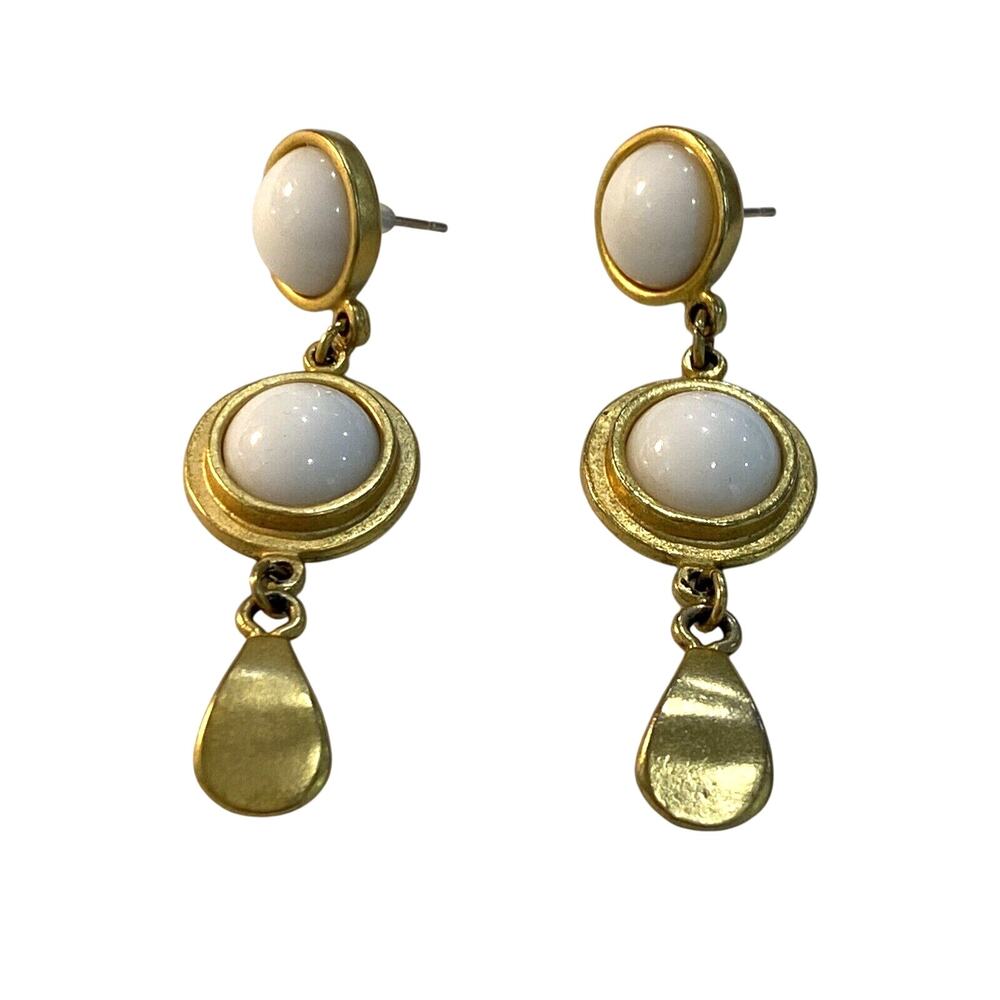 Vintage Y2K pierced earrings brushed goldtone & white beads drop & dangle style